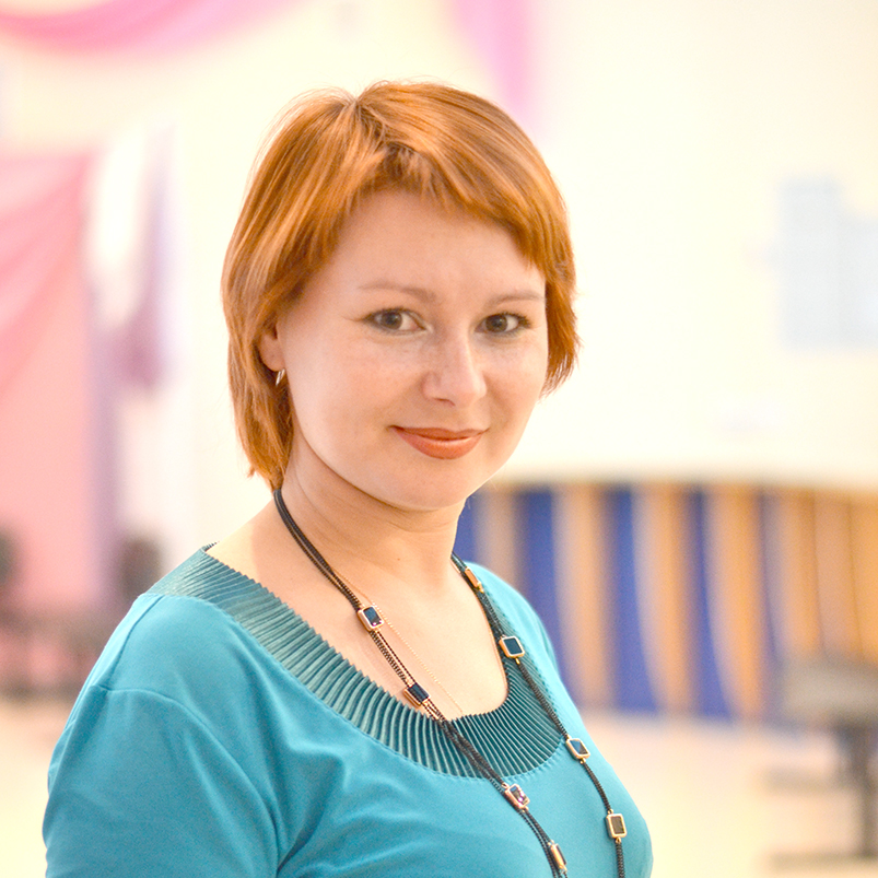 Елена Сахарова