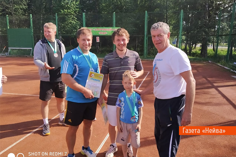 Теннисный турнир в Новоуральске