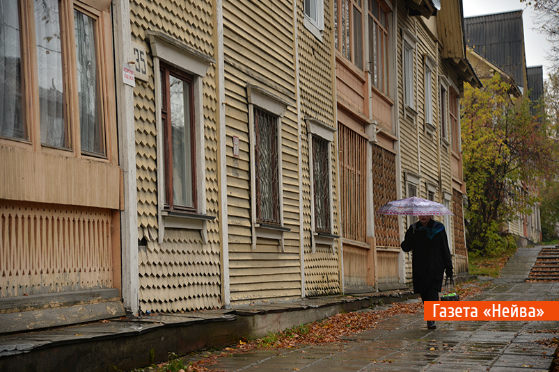 "Чешуйчатые" дома на Ленина в Новоуральске