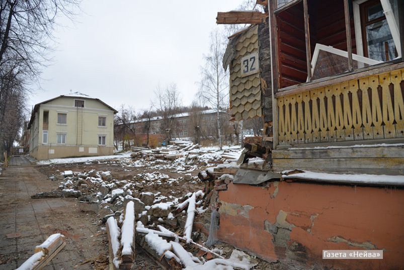 "чешуйчатые" дома на ленина в Новоуральске
