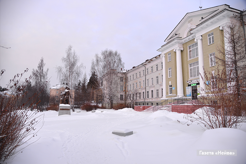Сквер перед МИФИ