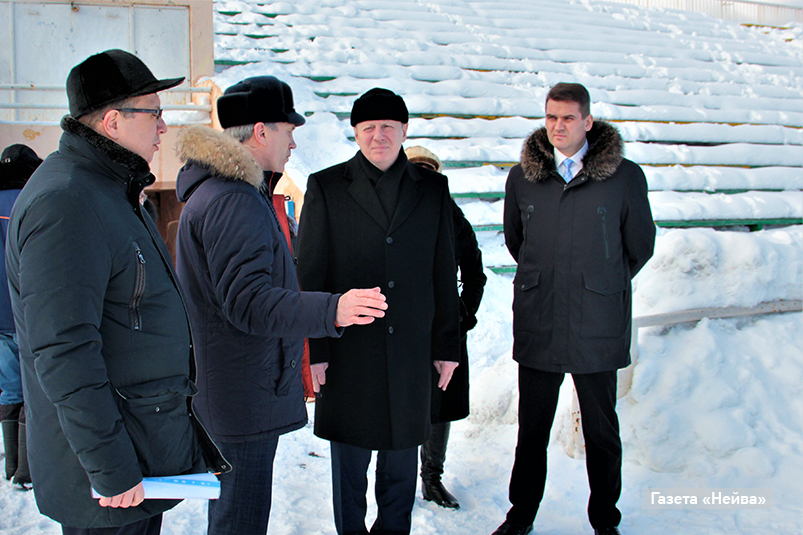 Центральный стадион Новоуральска