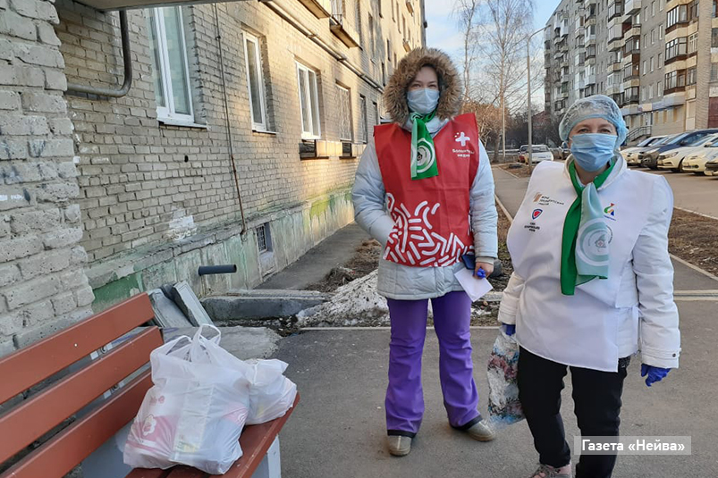 Волонтеры в Новоуральске