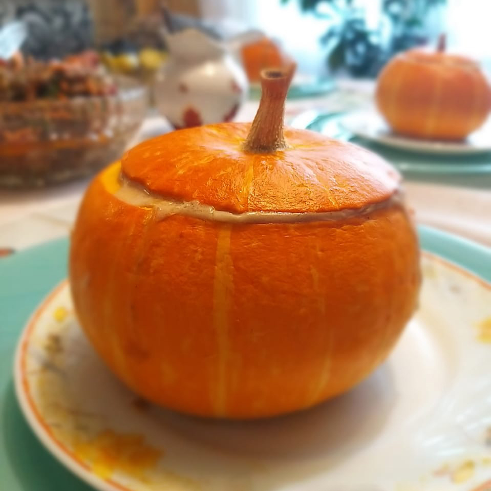 Грибной жульен в тыкве