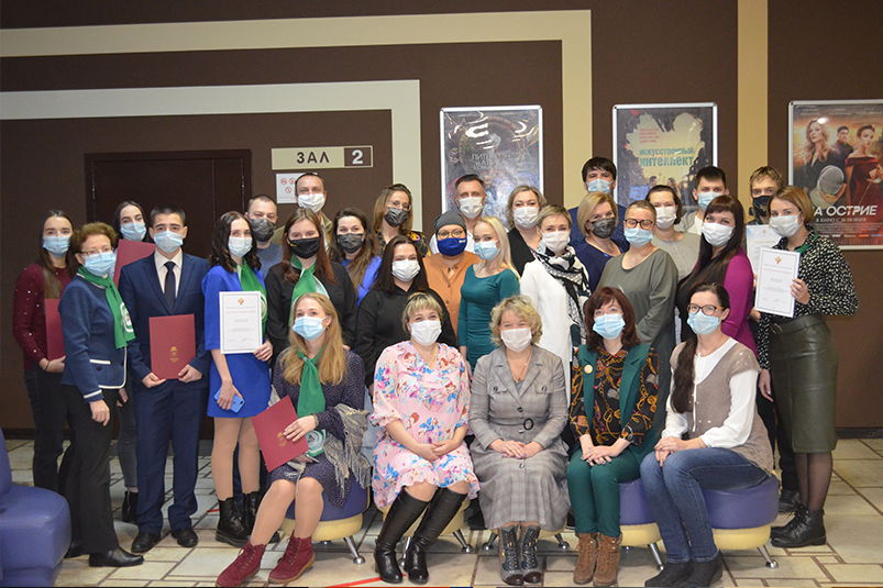 волонтеры движения "Мы вместе"