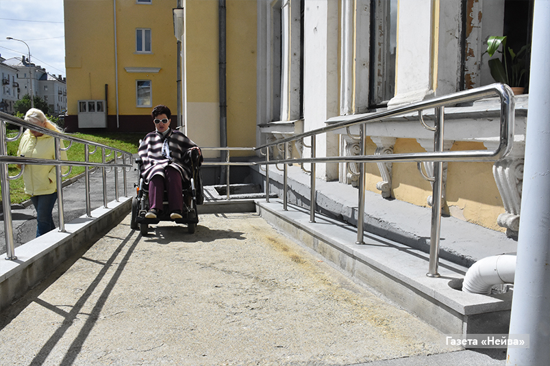 инвалиды-колясочники, Новоуральск