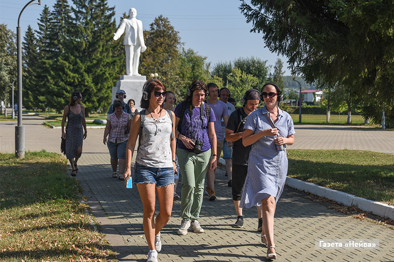 Спектакль-променад