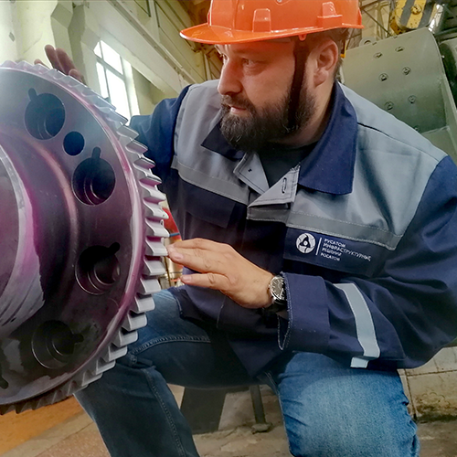 Михаил БОРМОТОВ, начальник ремонтно-механического цеха филиала РИР в Новоуральске: