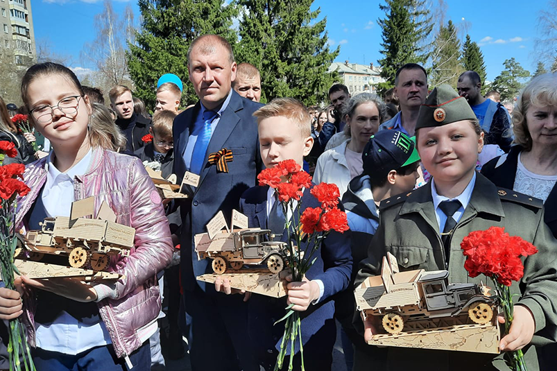 Володин, Новоуральск