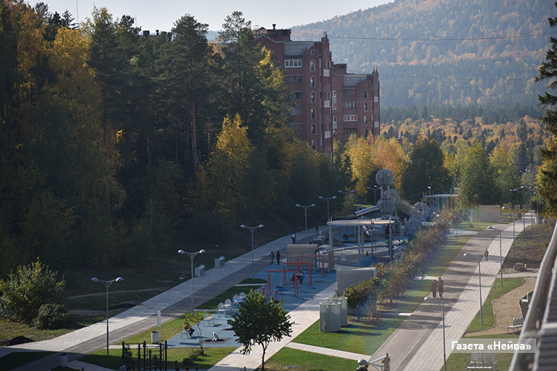 Бульвар Кикоина, Новоуральск