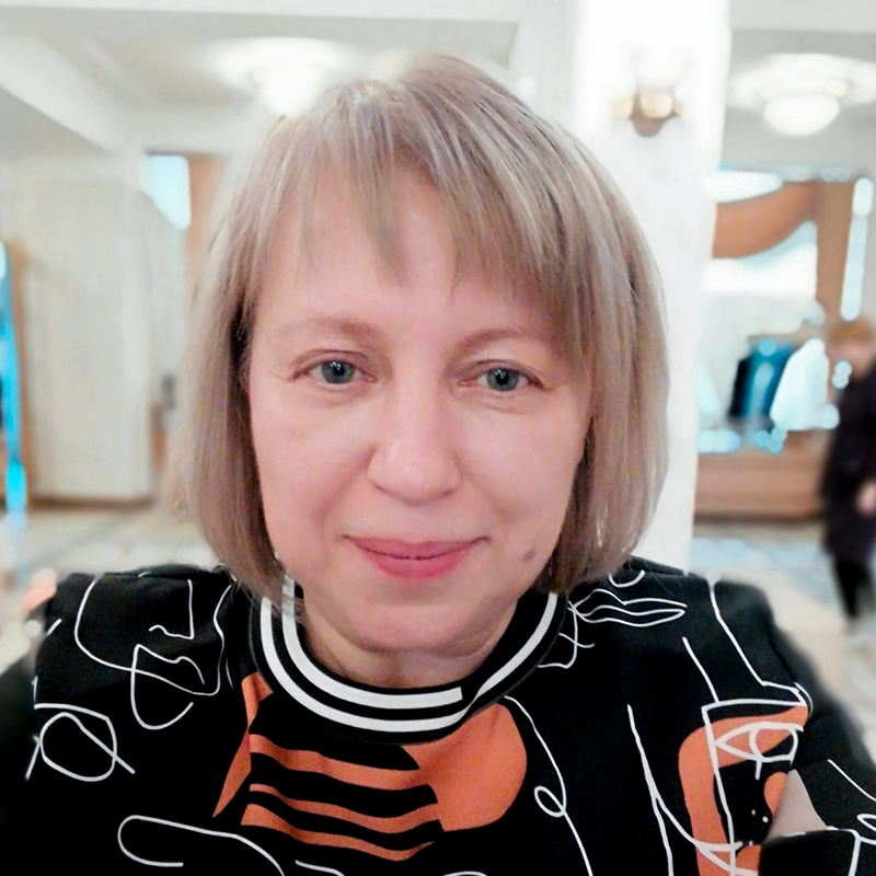 Оксана КОЗЛОВА, трудовой стаж 30 лет: