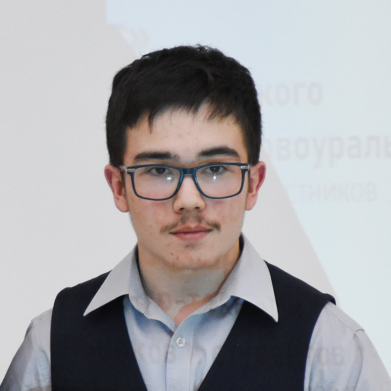 Максим Кузнецов, ученик 10 класса лицея № 58, победитель образовательной платформы «ЭкоСтарт»-23: