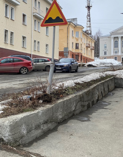 В Новоуральске отремонтируют тротуары на сумму в 4,7 млн рублей