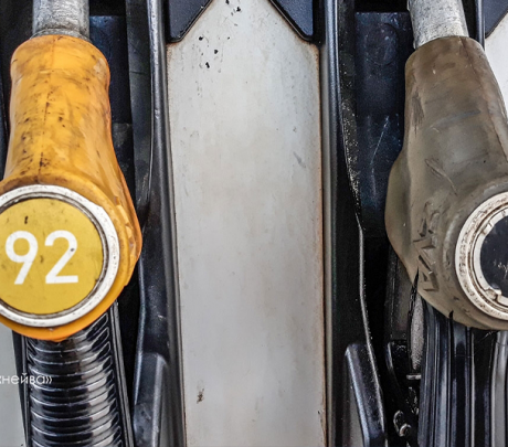 На 14% за год выросла средняя стоимость литра бензина АИ-92 на новоуральских заправках